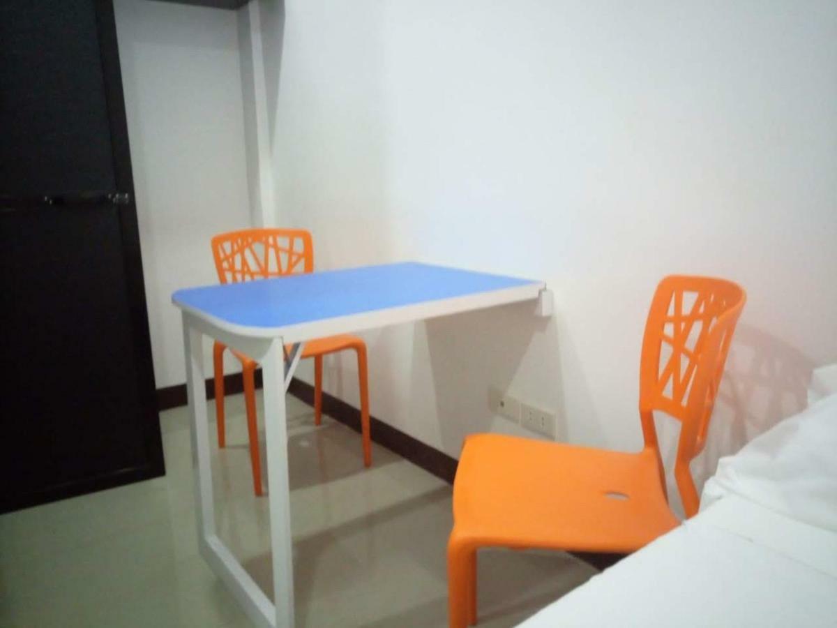 Clark-Pad Inn, Angeles City Esterno foto