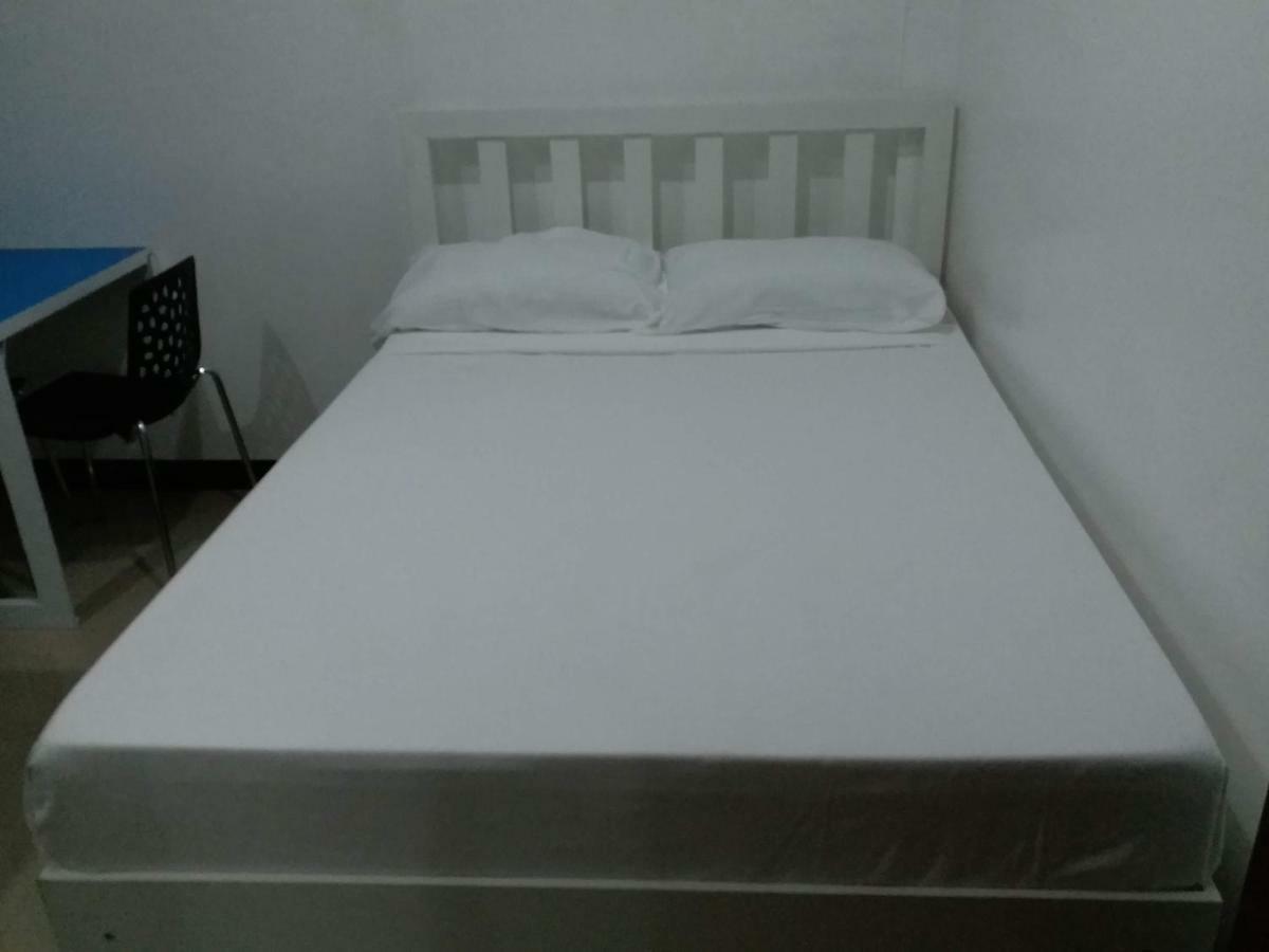 Clark-Pad Inn, Angeles City Esterno foto