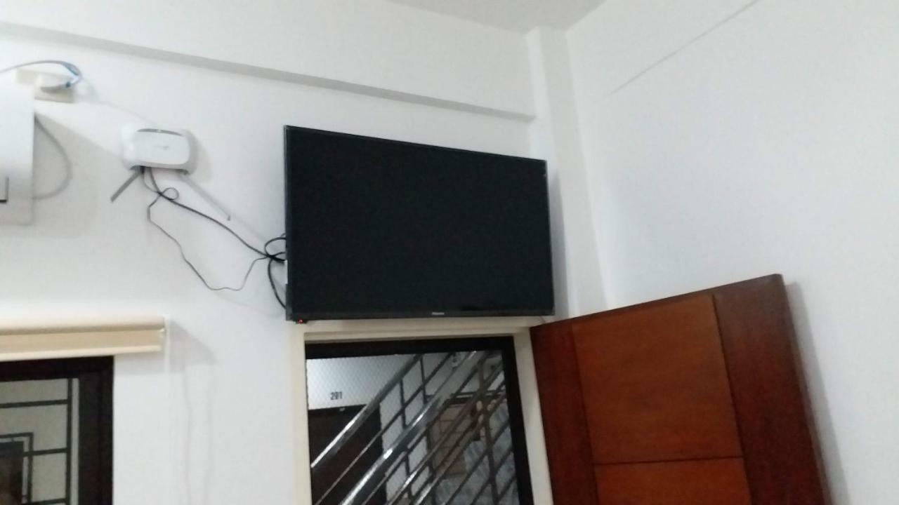 Clark-Pad Inn, Angeles City Esterno foto