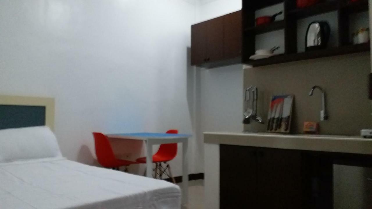 Clark-Pad Inn, Angeles City Esterno foto