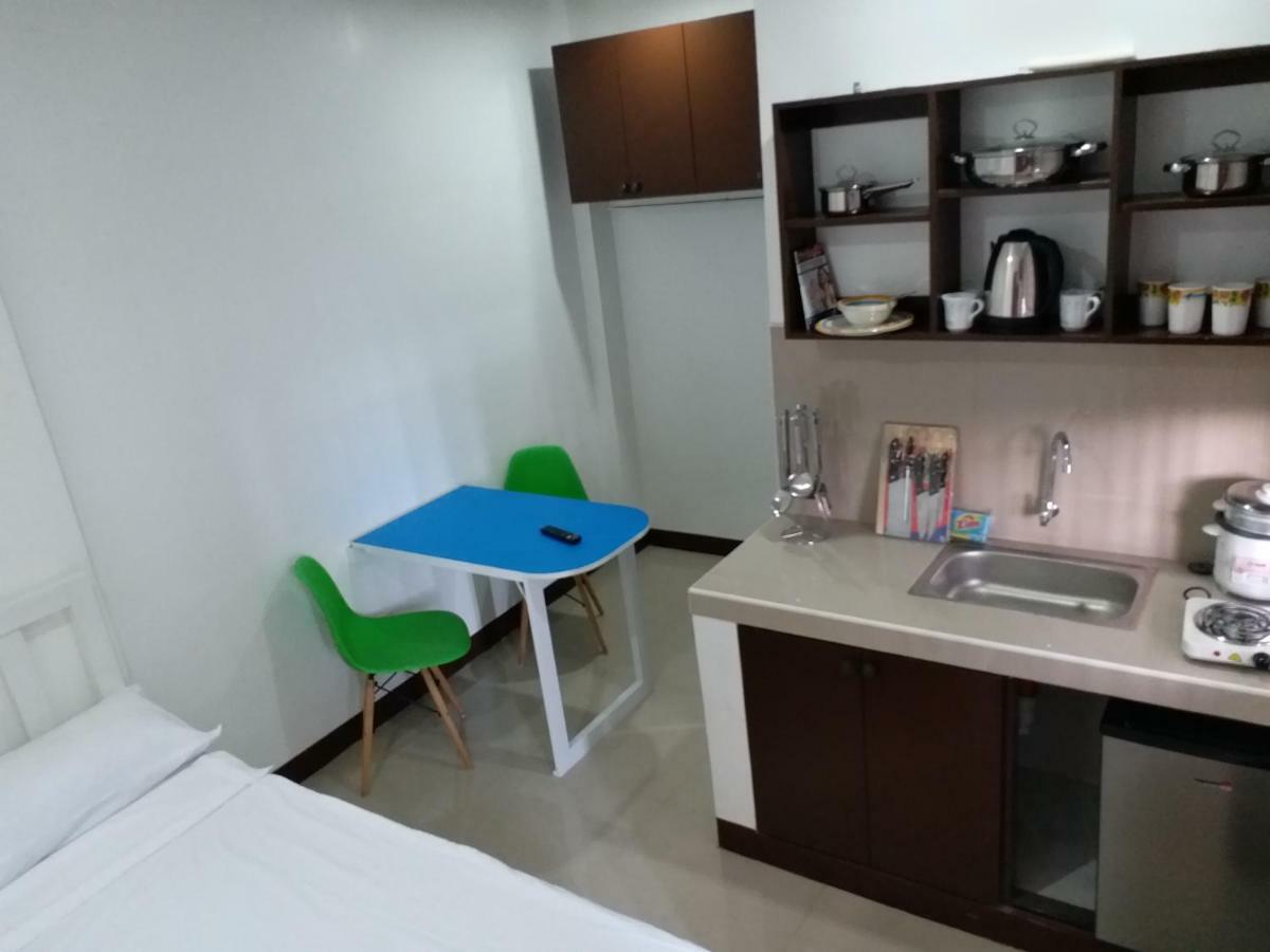 Clark-Pad Inn, Angeles City Esterno foto
