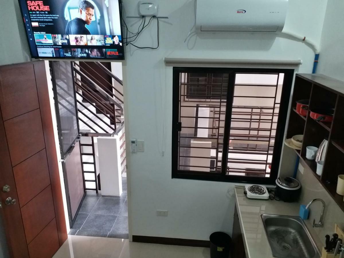 Clark-Pad Inn, Angeles City Esterno foto