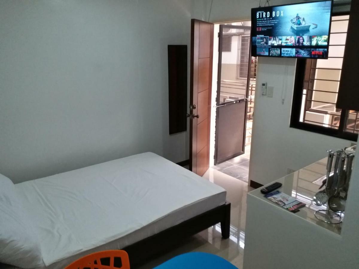Clark-Pad Inn, Angeles City Esterno foto