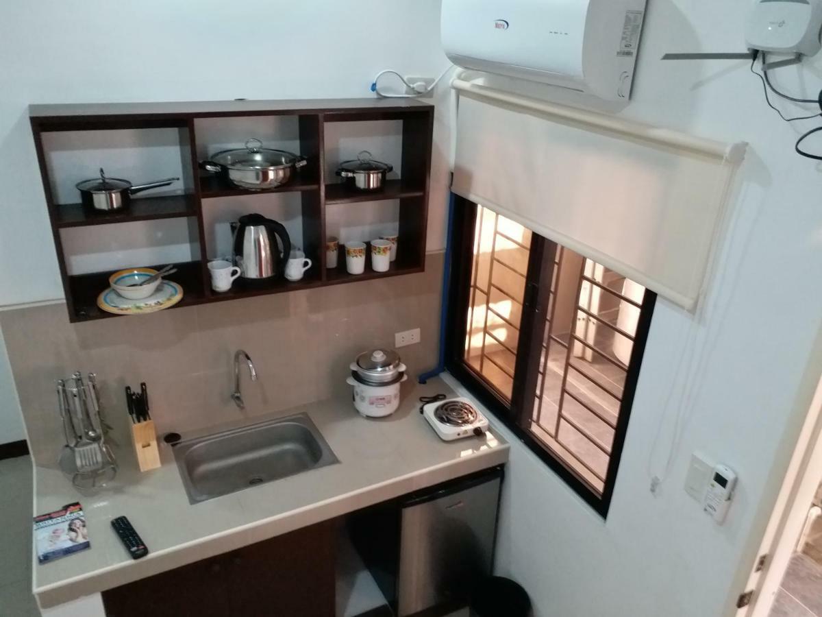 Clark-Pad Inn, Angeles City Esterno foto