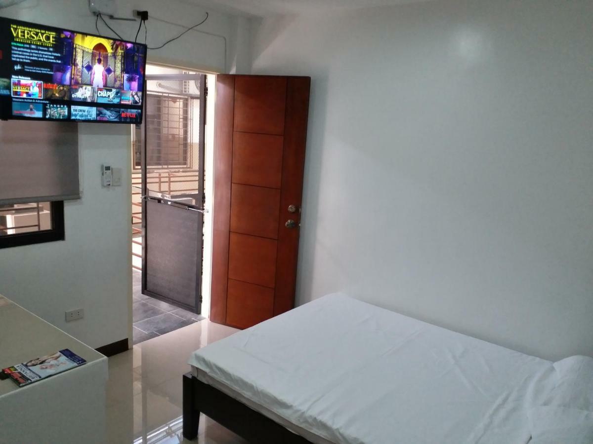 Clark-Pad Inn, Angeles City Esterno foto