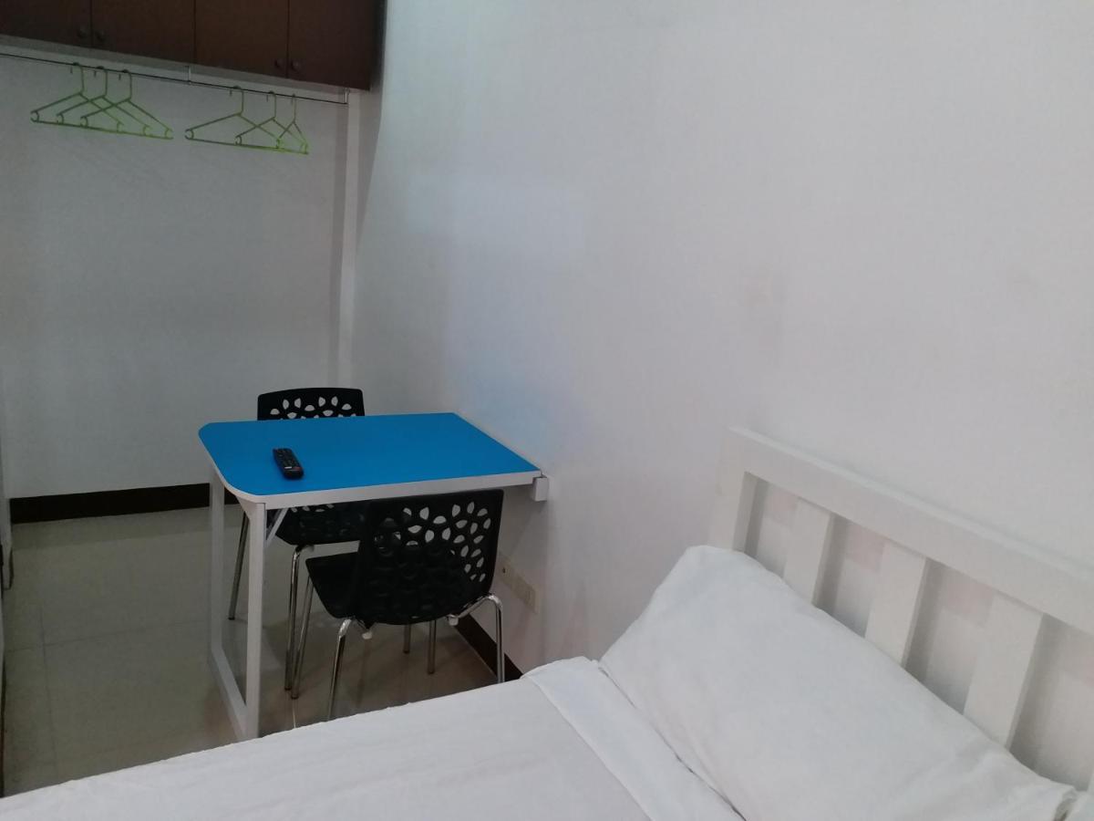 Clark-Pad Inn, Angeles City Esterno foto